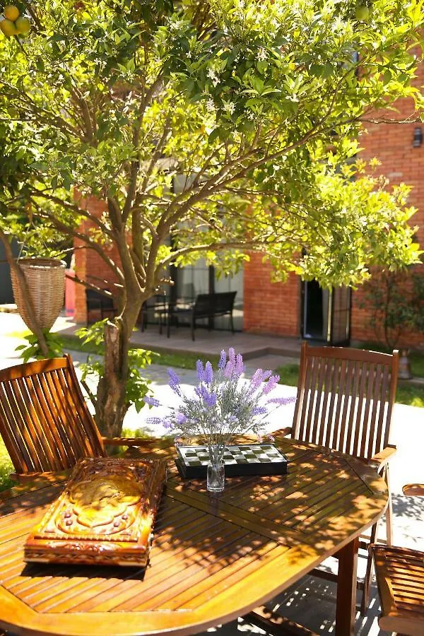 Citron Cottages Batumi 3*,